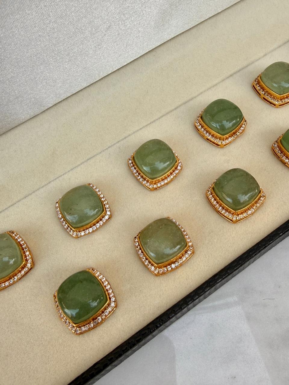 Monarch Button Set