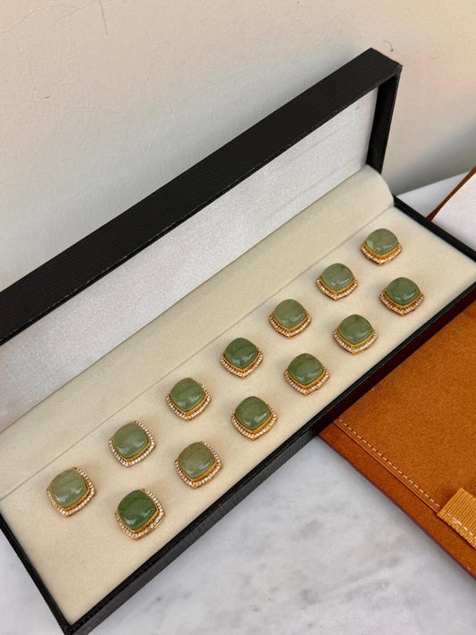 Monarch Button Set