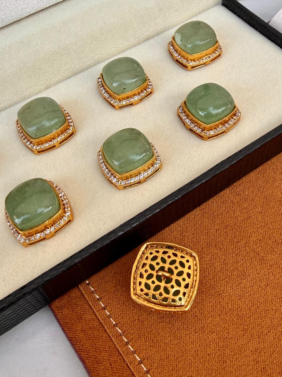 Monarch Button Set