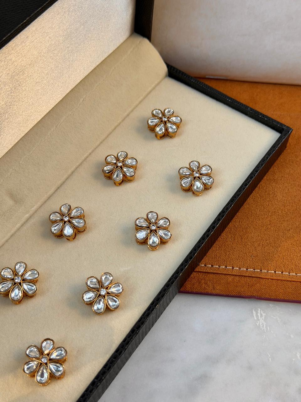 Royal Bloom Button Set
